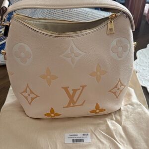 Louis Vuitton Cream & Peach Monogram Hobo Shoulder Bag